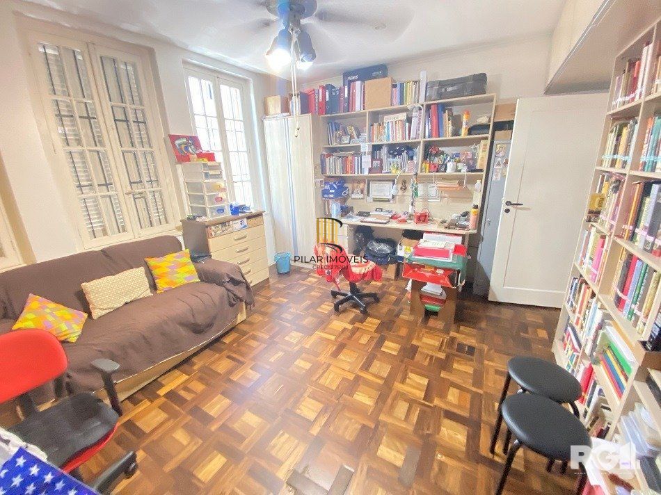 Apartamento Amplo com 111m² à Venda no Bairro Floresta