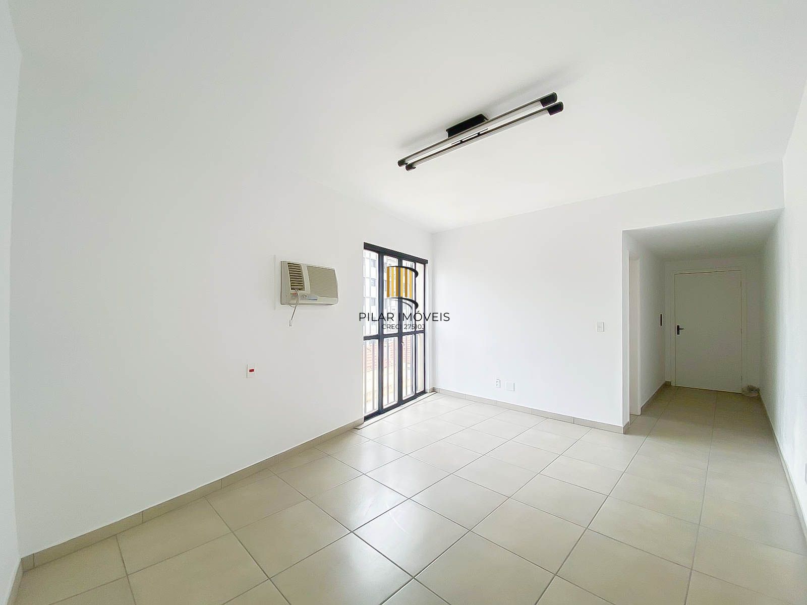 Sala Comercial à Venda na Av. Benjamin Constant – Andar Alto e Portaria - Pilar Imóveis