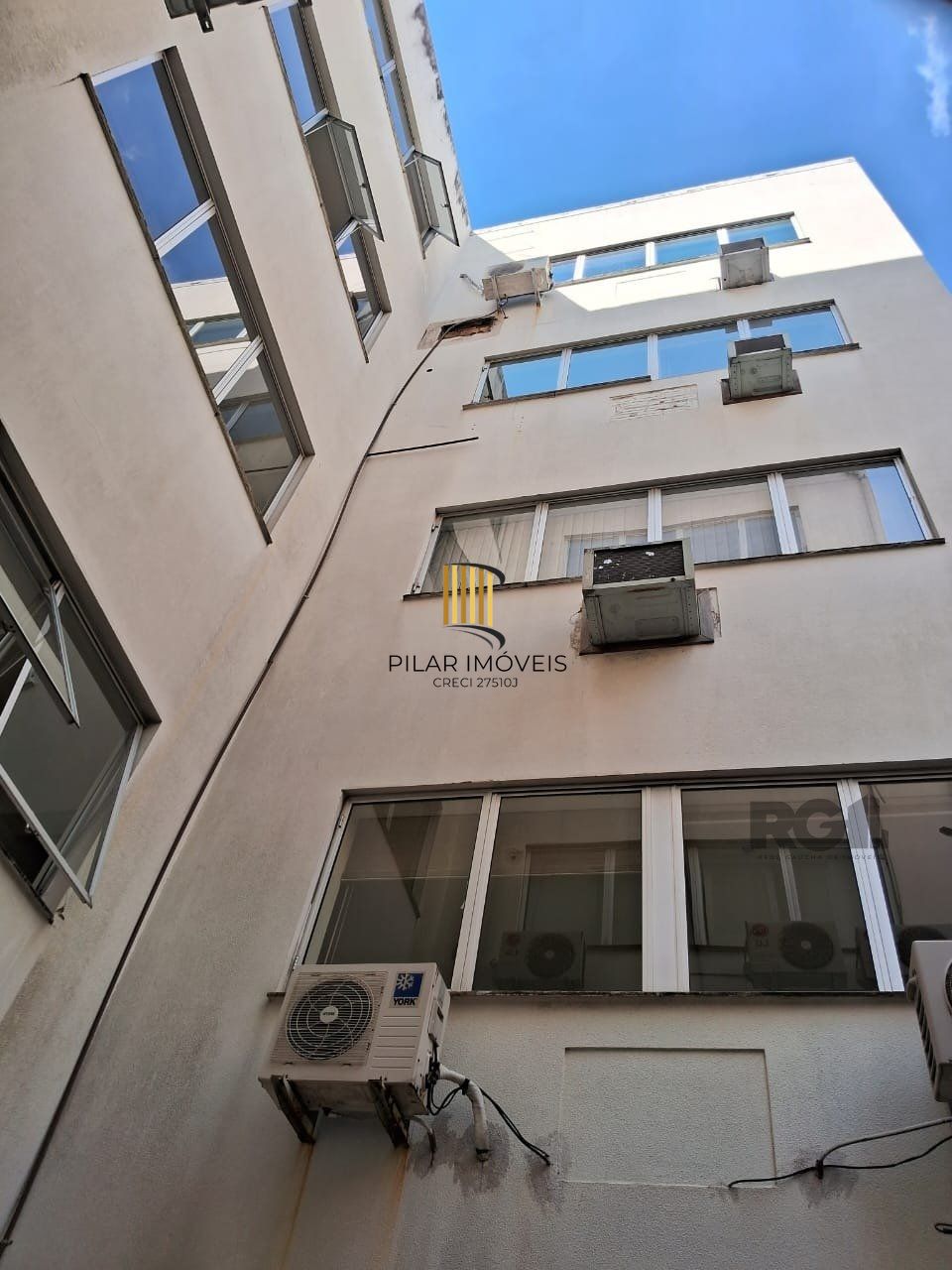 Sala Comercial semimobiliada de 34 m² no Bom Fim