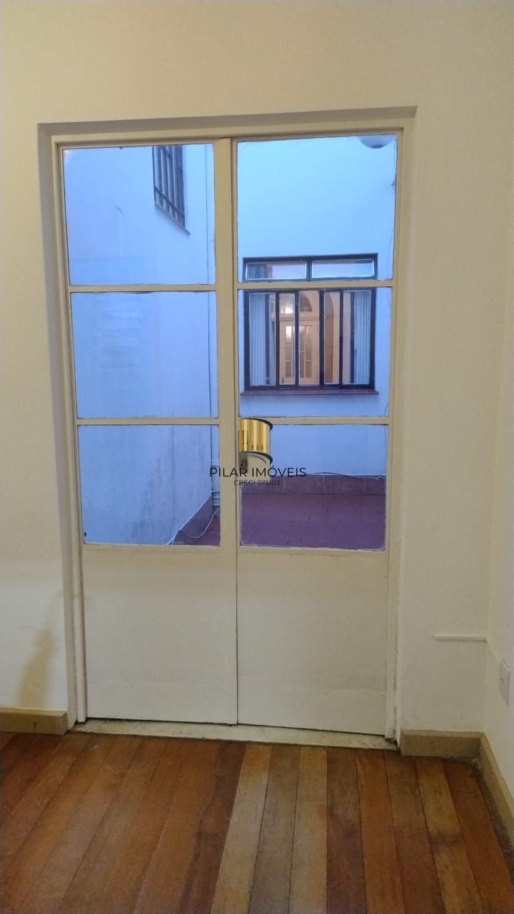 Apartamento 1 dormitórios à venda Petrópolis Porto Alegre/RS