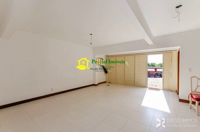 Casa Condominio para Venda - 395m², 3 dormitórios, sendo 1 suites, 3 vagas - Cri