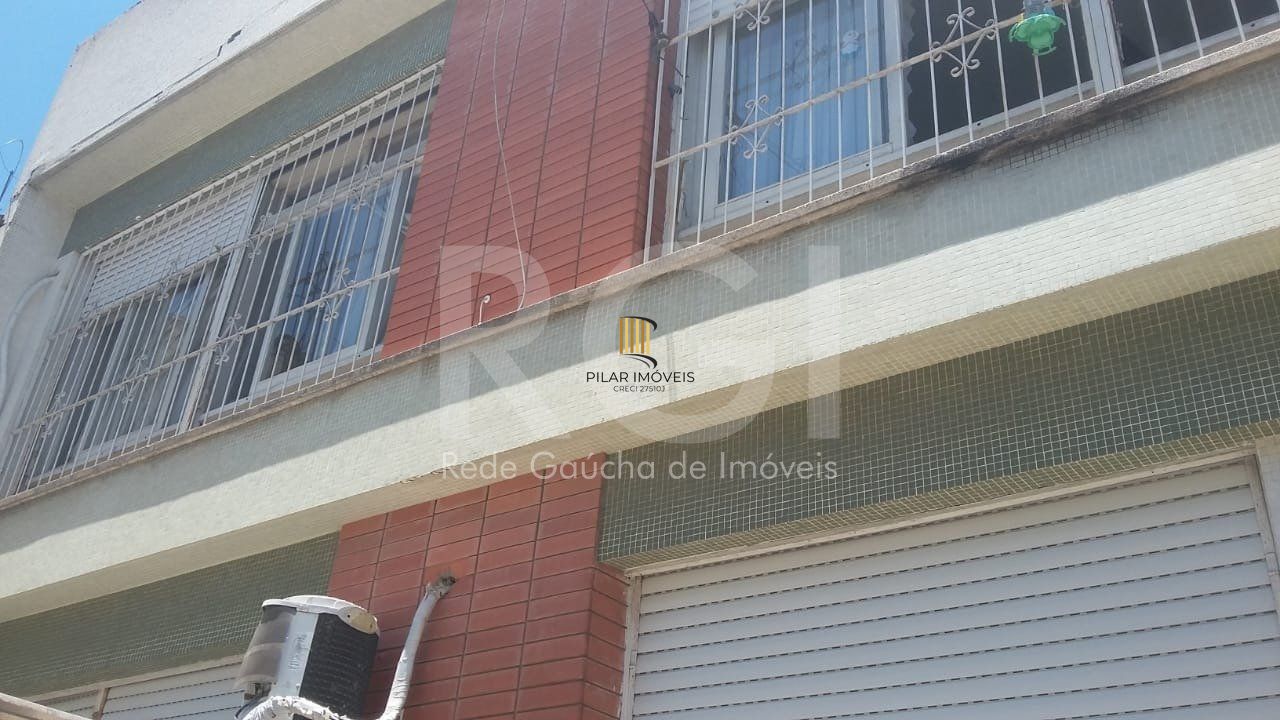 Apartamento  com 2 quartos , baixo custo condominial no Menino Deus!