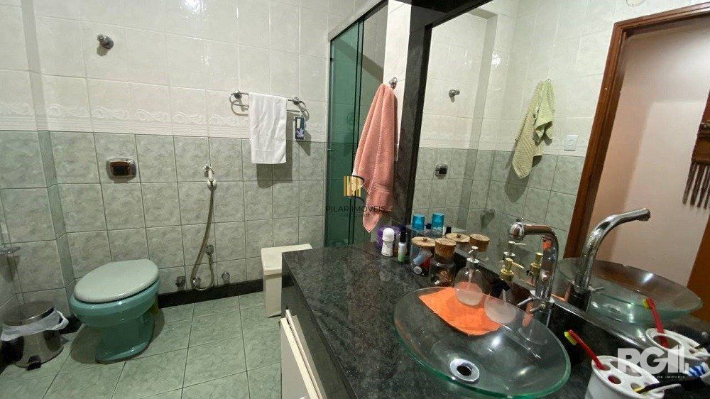 Apartamento à venda no Ed. Jaguari, localizado na Rua Jose do Patrocinio, no bairro Cidade Baixa em Porto Alegre