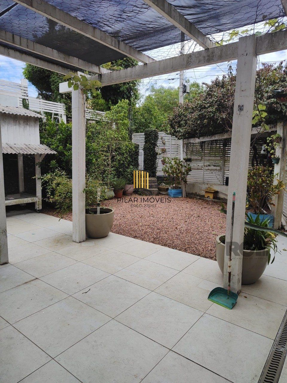 Sobrado 3 dormitórios à venda Lomba do Pinheiro Porto Alegre/RS