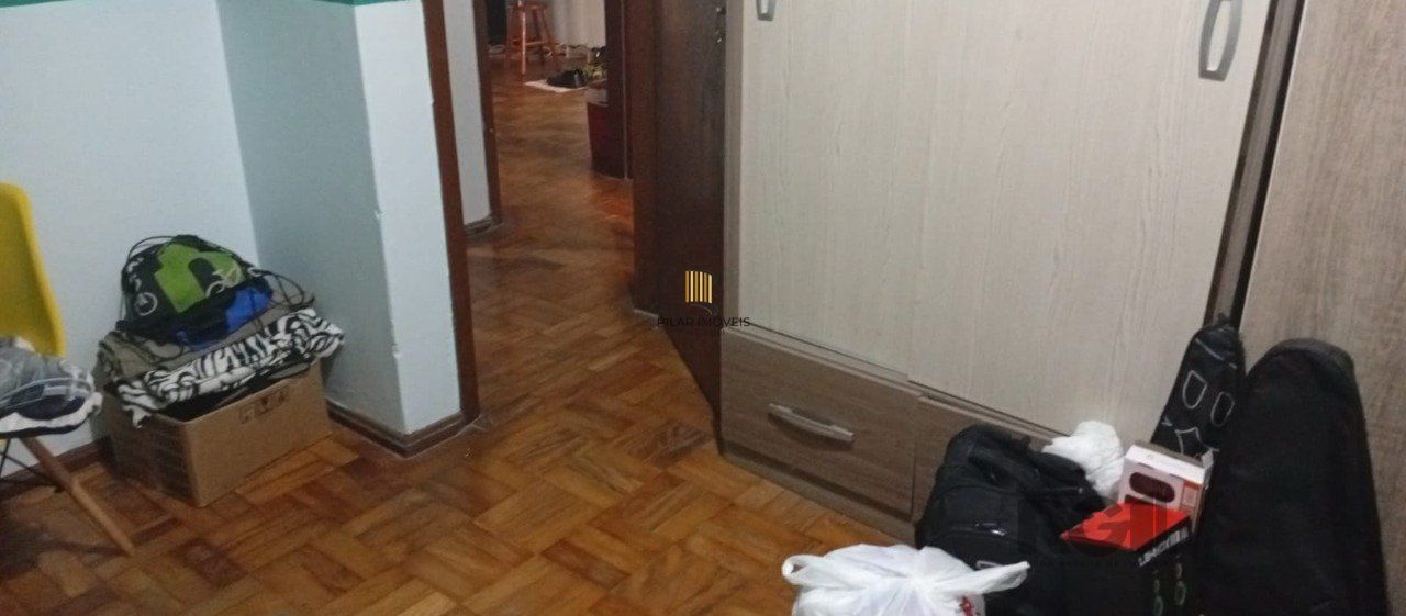 Apartamento 2 dormitórios , terreno elevado, lateral, bairro cidade baixa- Porto