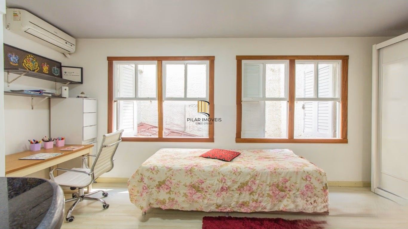 JK reformado e mobiliado a 100m da UFRGS - Rua Desembargador André da Rocha