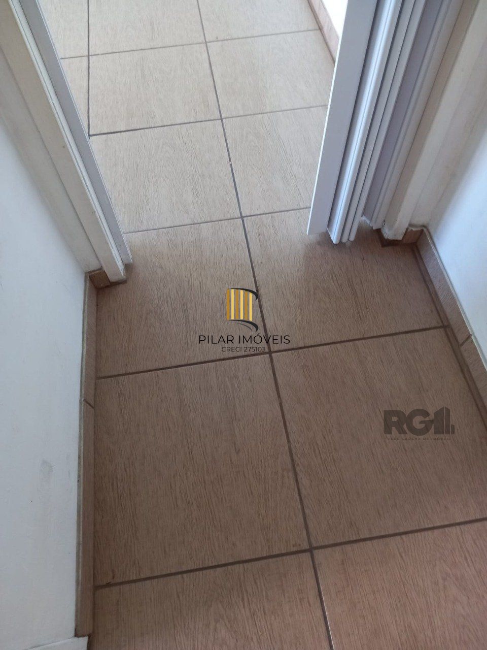 Apartamento 2 dormitórios, Frente, 60m² , bairro Rubem Berta- PortoAlegre