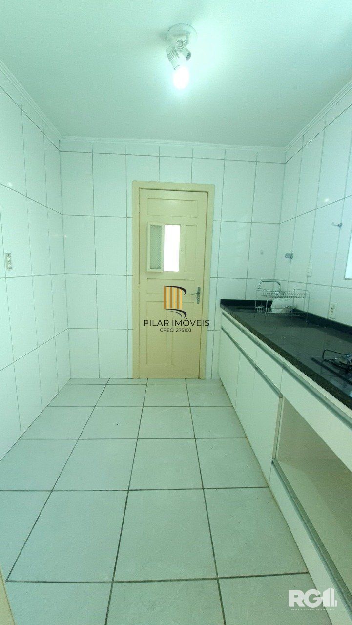 EXCELENTE APARTAMENTO DE FRENTE COM 2 DORM. CÓD. RP389882