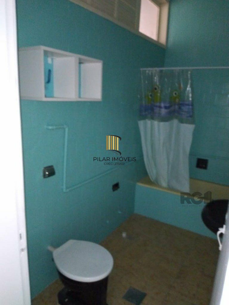 Apartamento 2 dormitórios de frente, dependência completa, no bairro Bom Fim -po