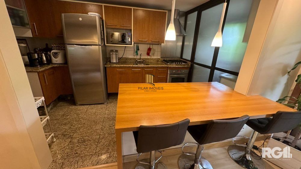 APARTAMENTO SEMI MOBILIADO - 3  DORM COM  GAR - CÓD. RP390648