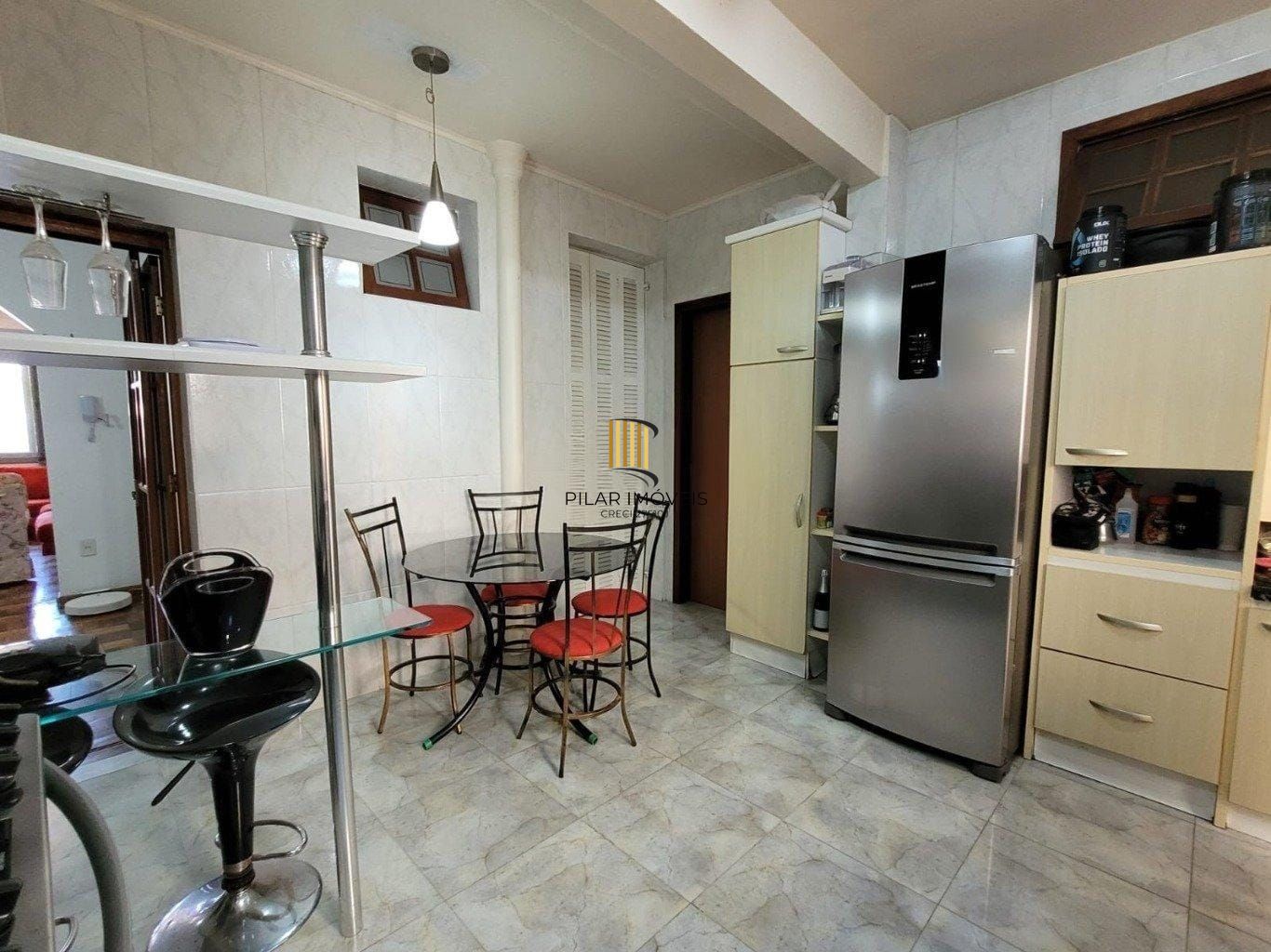 🏡 Seu novo lar espera por você na Av. Ceará!