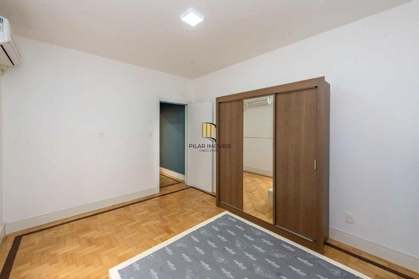 Apto 43m² reformado e semi-mobiliado no coração da Cidade Baixa, 1 quarto