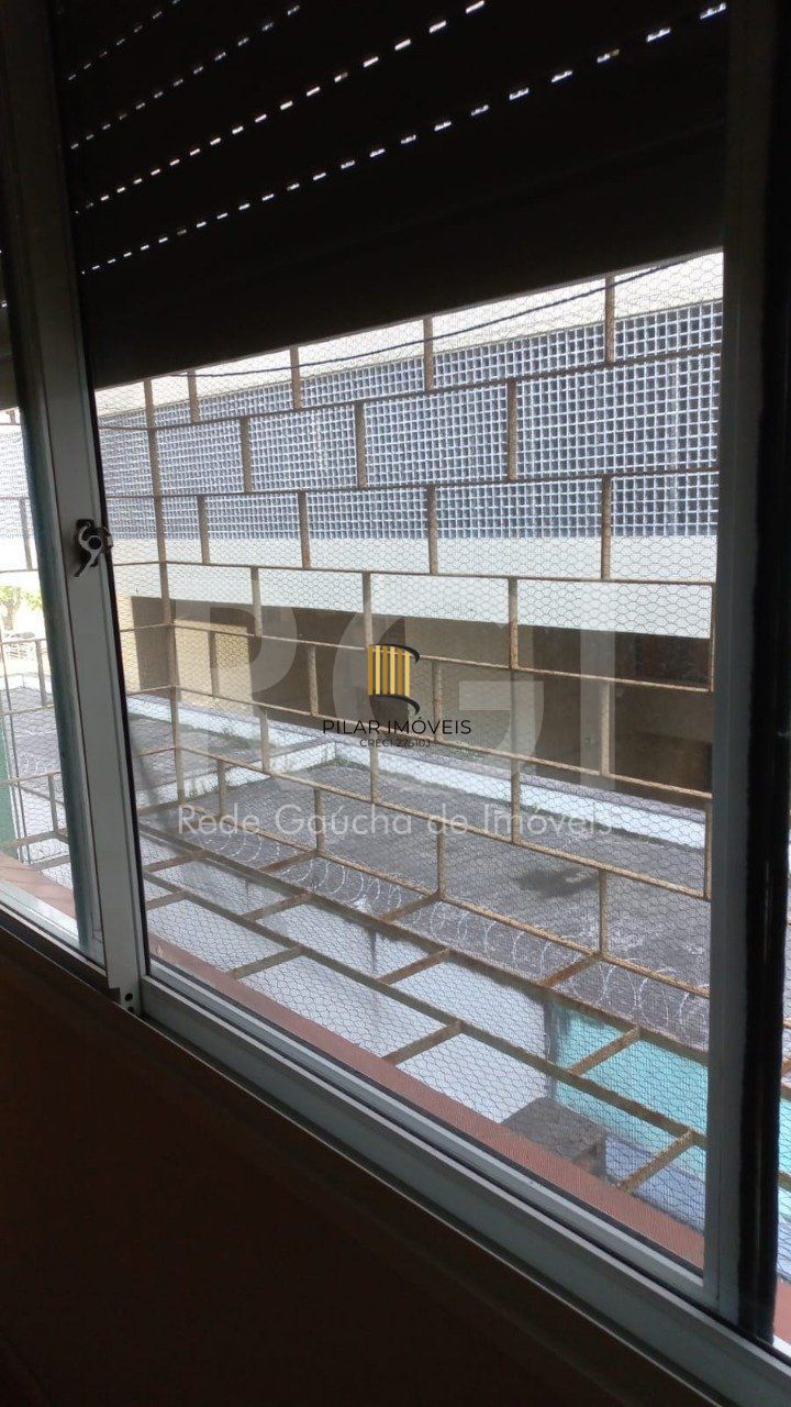 Apartamento 2 quartos, 2 vagas garagem, semi-mobilado na Praia de Belas!