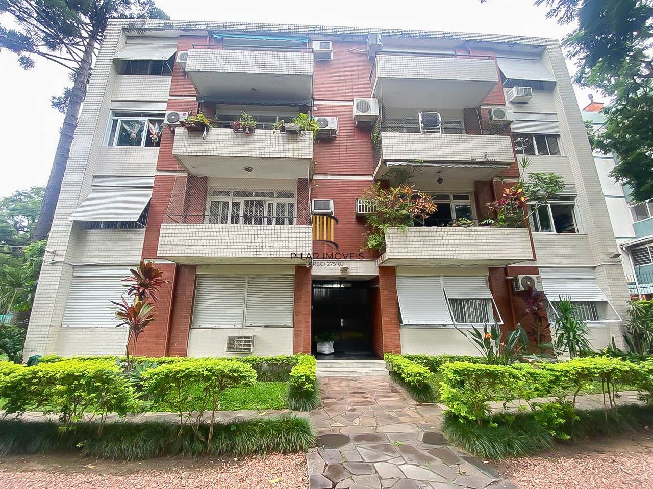 Apartamento 2 Dormitórios com Vaga Coberta no Menino Deus – Av. Ganzo, de Frente