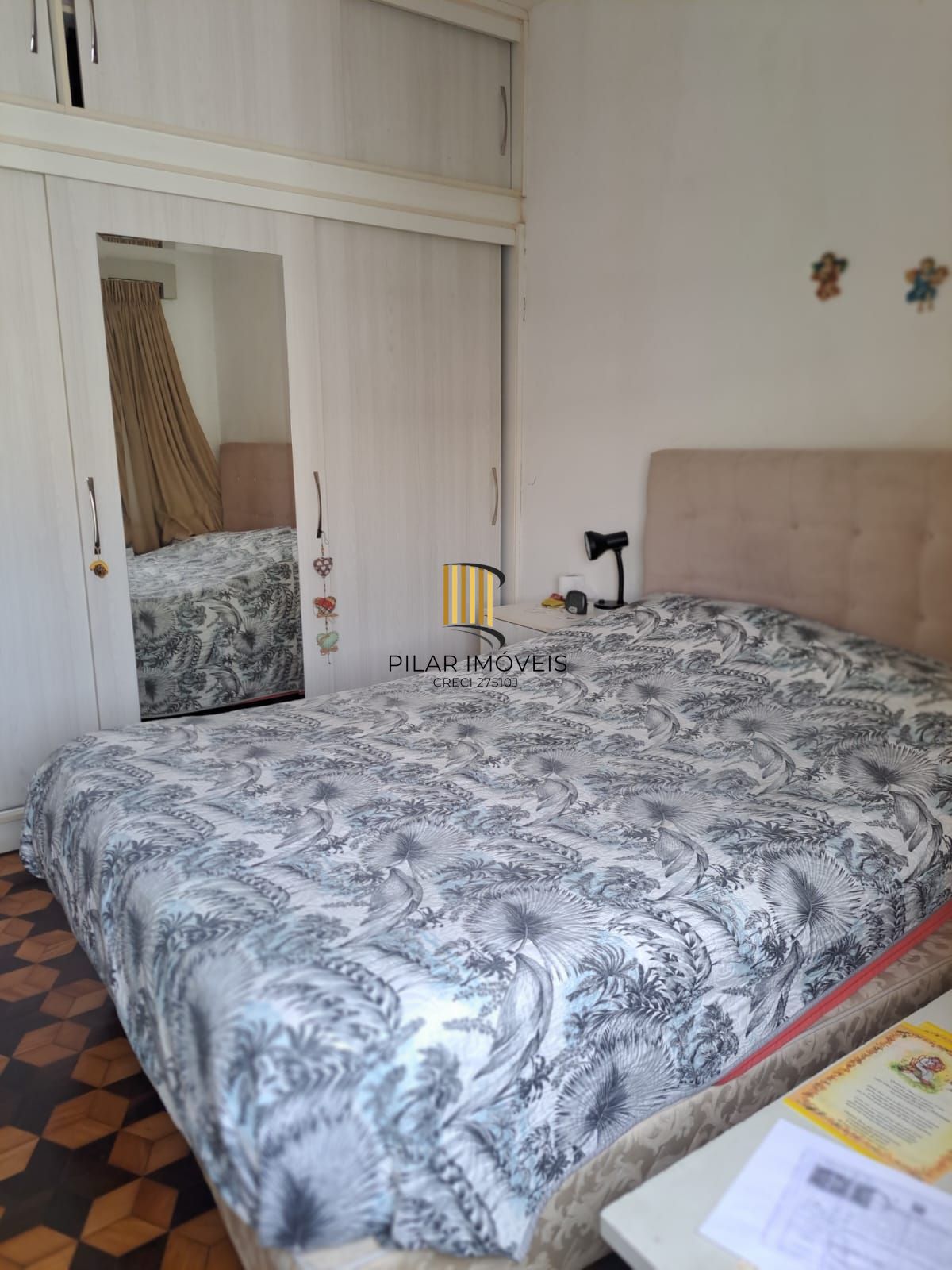 Apartamento  3 dormitórios, de frente com sacada, garagem , elevador, Bairro Cid