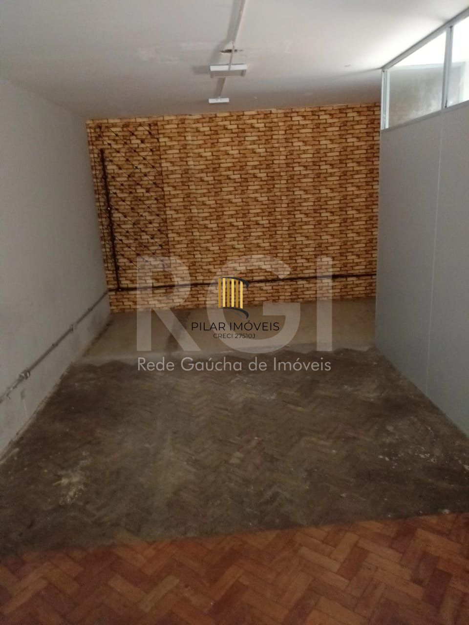 Conjunto/Sala para Venda - 85m², 0 dormitórios, Centro