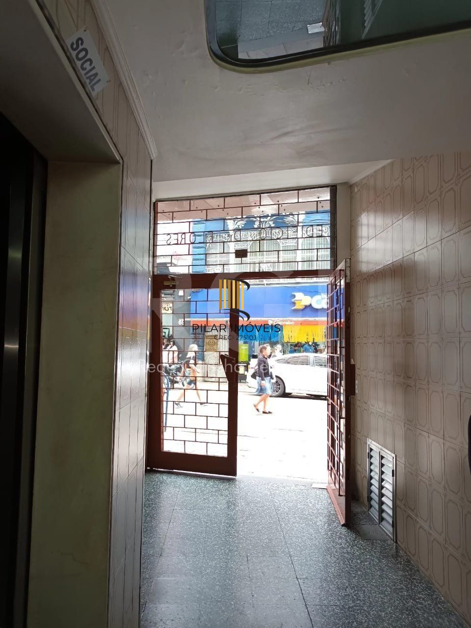 Conjunto/Sala para Venda - 85m², 0 dormitórios, Centro