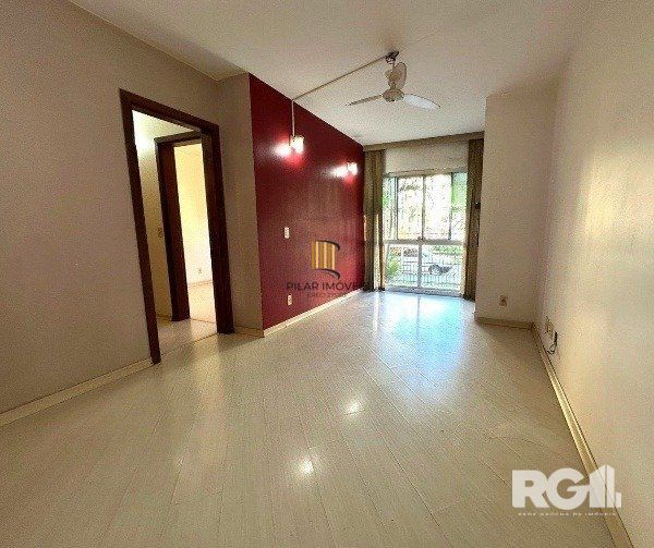 APARTAMENTO DE 2 DORMITÓRIOS A VENDA NA AV SARANDI PORTO ALEGRE
