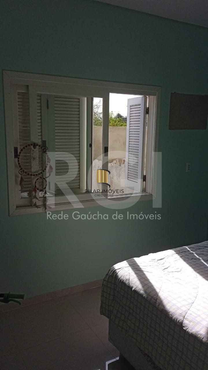 Casa para Venda - 90m², 3 dormitórios, 4 vagas - Maria Regina
