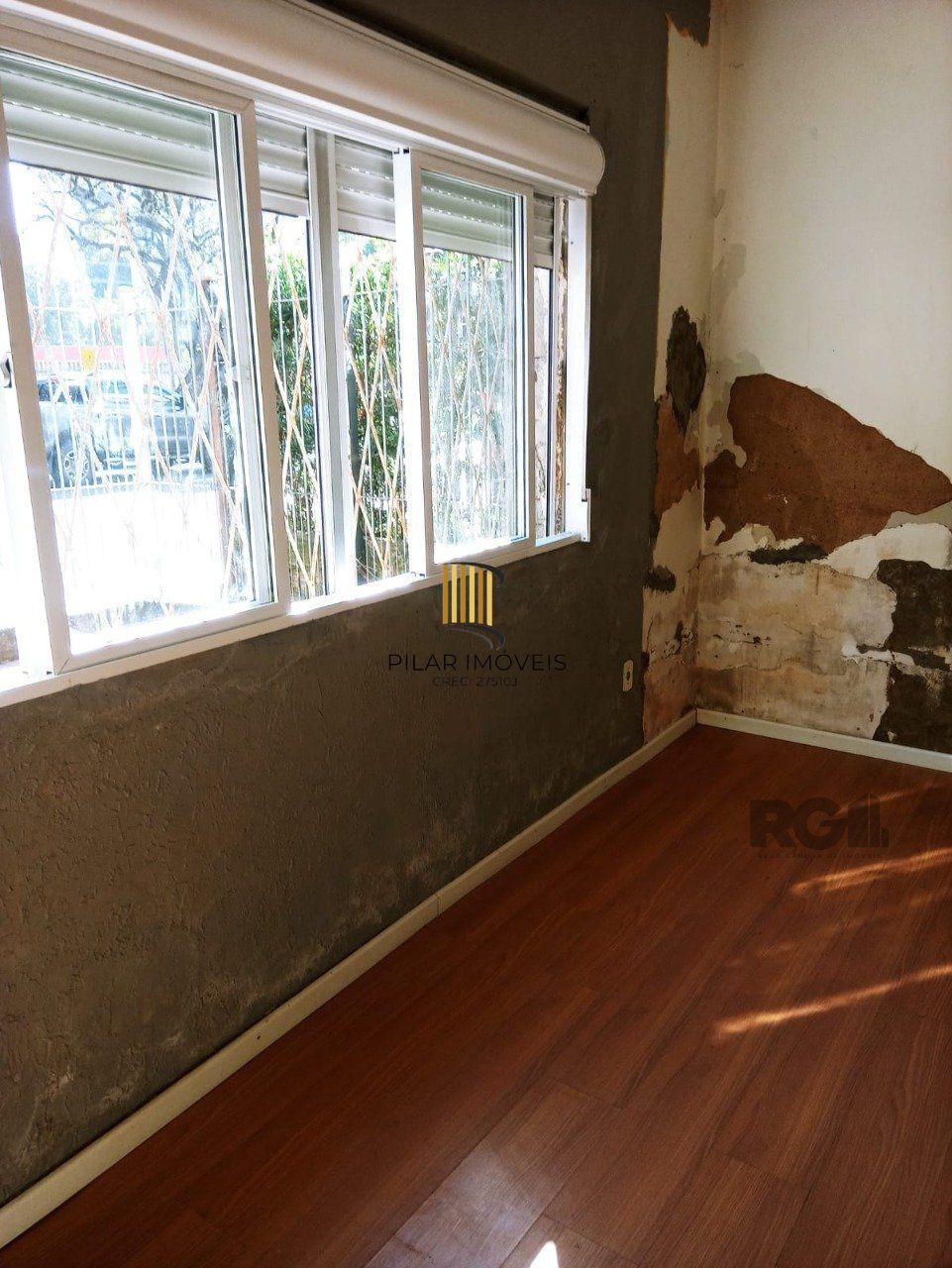 Apartamento terreo na Praia de Belas, com patio privativo