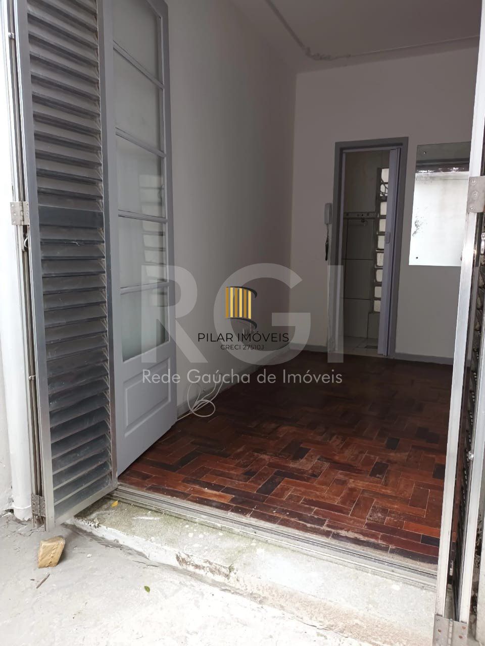 Apartamento JK para Venda - com pátio - Cidade Baixa