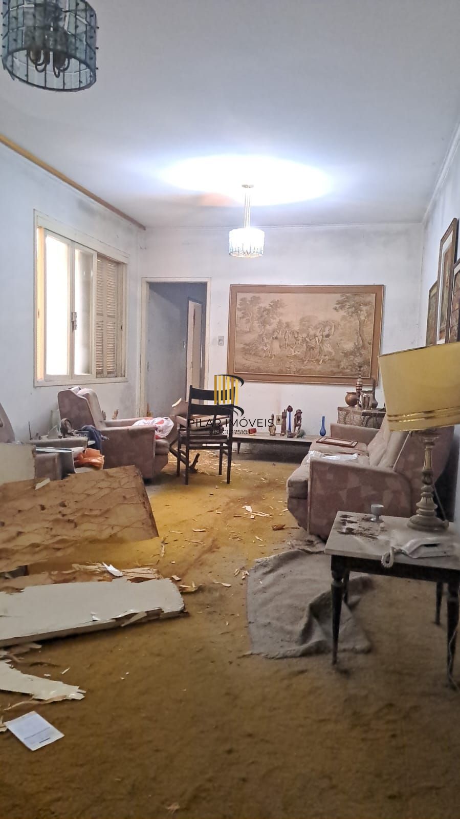 Apartamento 3 dormtórios de frente  bairro Bom Fim- Porto Alegre