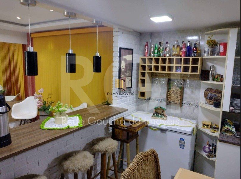 Casa à venda com 3 quartos e garagem 2 carros!