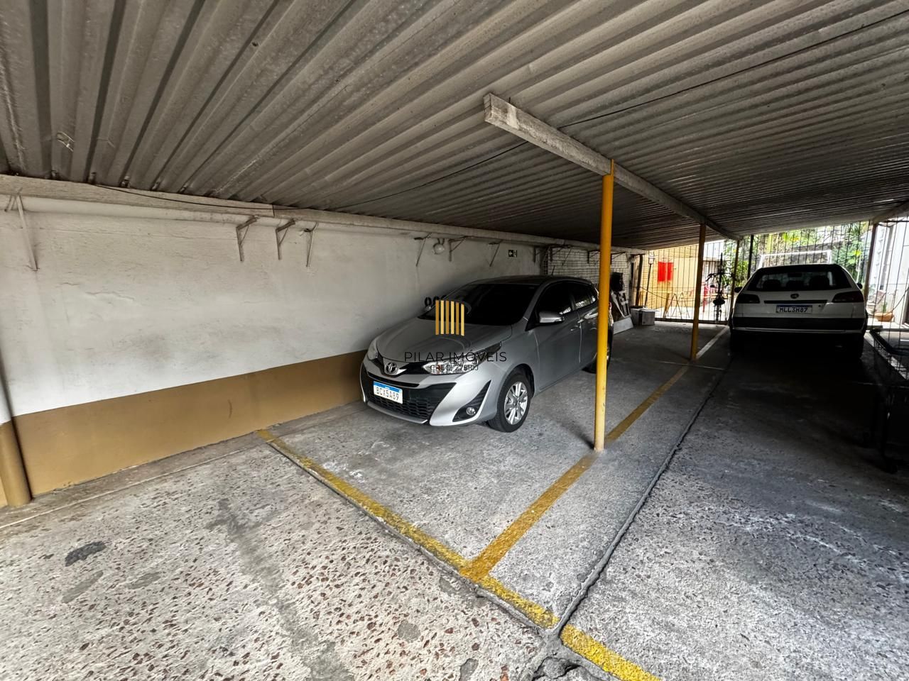 Apartamento de 3 dormitórios com garagem - Santana - Porto Alegre Cód. 216308-RP