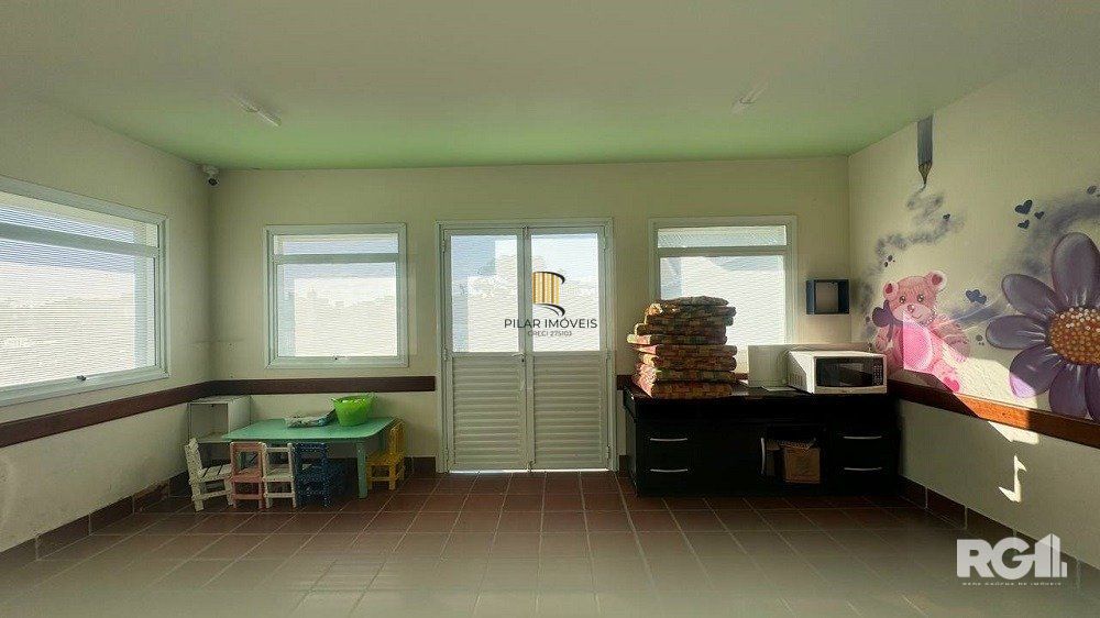 Apartamento 3 dormitórios de frente - 1 vaga garagem - ed. com elevador.