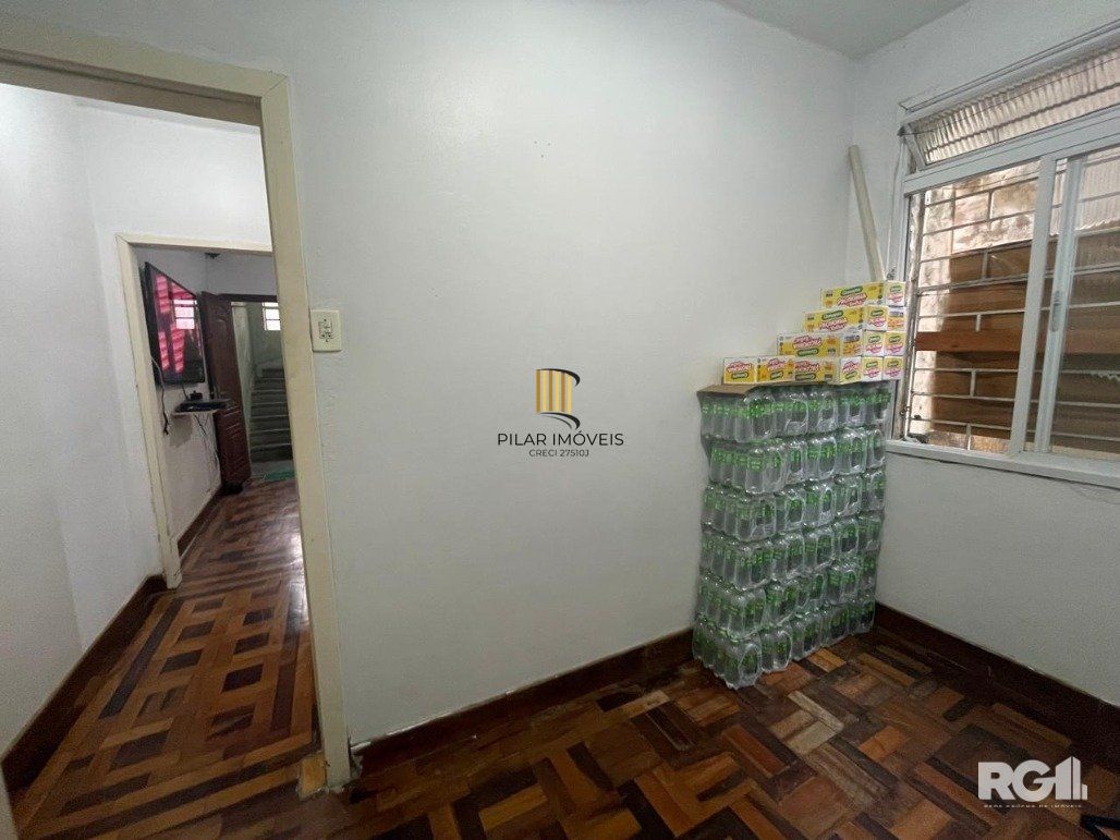 APARTAMENTO DE 2 DORMITÓRIOS NO CENTRO HISTÓRICO.