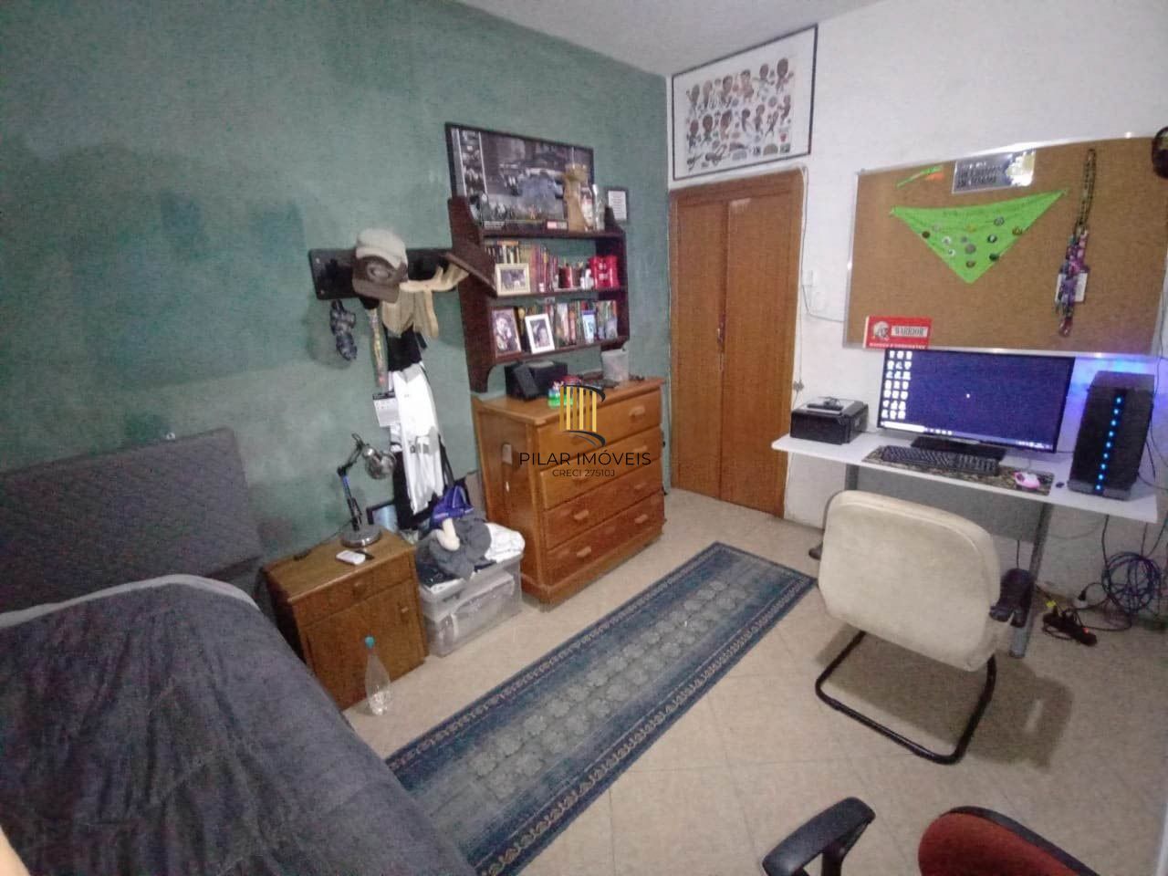 3 dormitórios com garagem no Menino Deus.