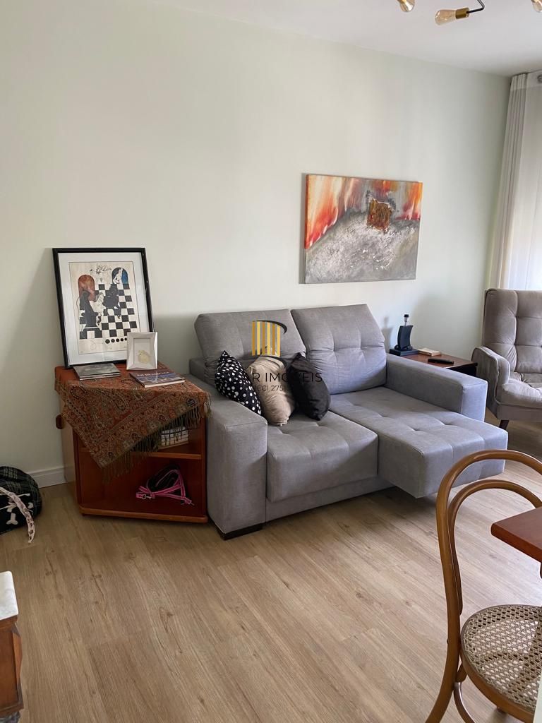 **Apartamento Semi  mobiliado à Venda em Porto Alegre, RS**