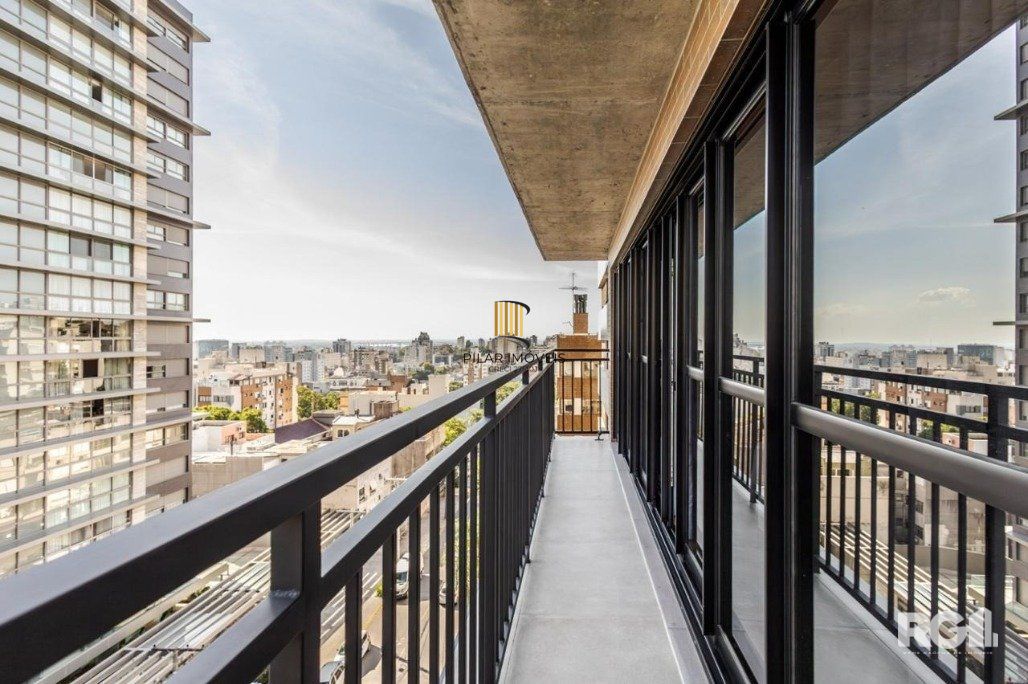 APTO DUPLEX DE 121M² COM 2 DORMITÓRIOS E 2 VAGAS - MONT SERRAT