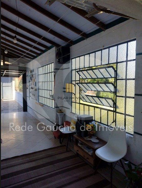 Casa à venda com 3 quartos e garagem 2 carros!