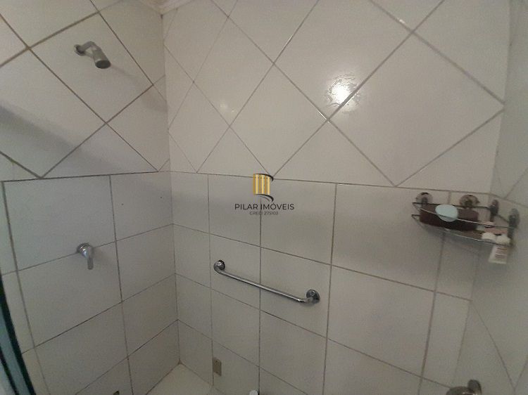 Casa 3 dormitórios para venda no bairro Hípica Condomínio Jardins do Prado.