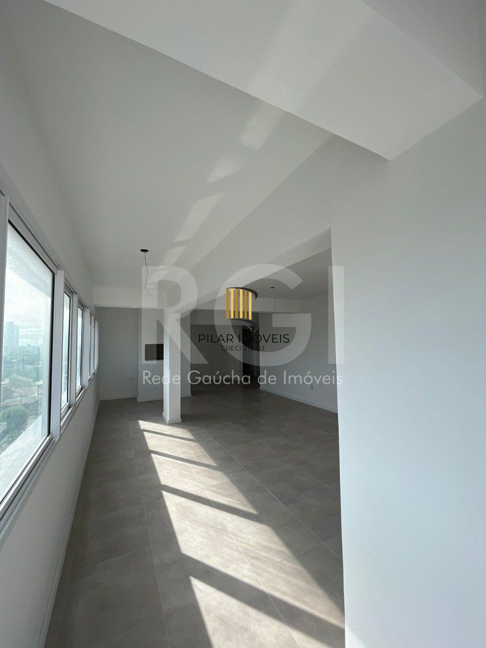 Apartamento com 3 Quartos e 3 banheiros à Venda, 129 m² Centro de Tramandaí