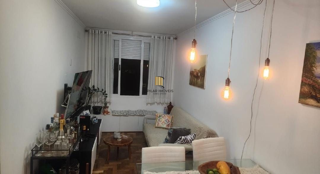 Excelente apartamento de 1 dormitório, com sala ampla para dois ambientes