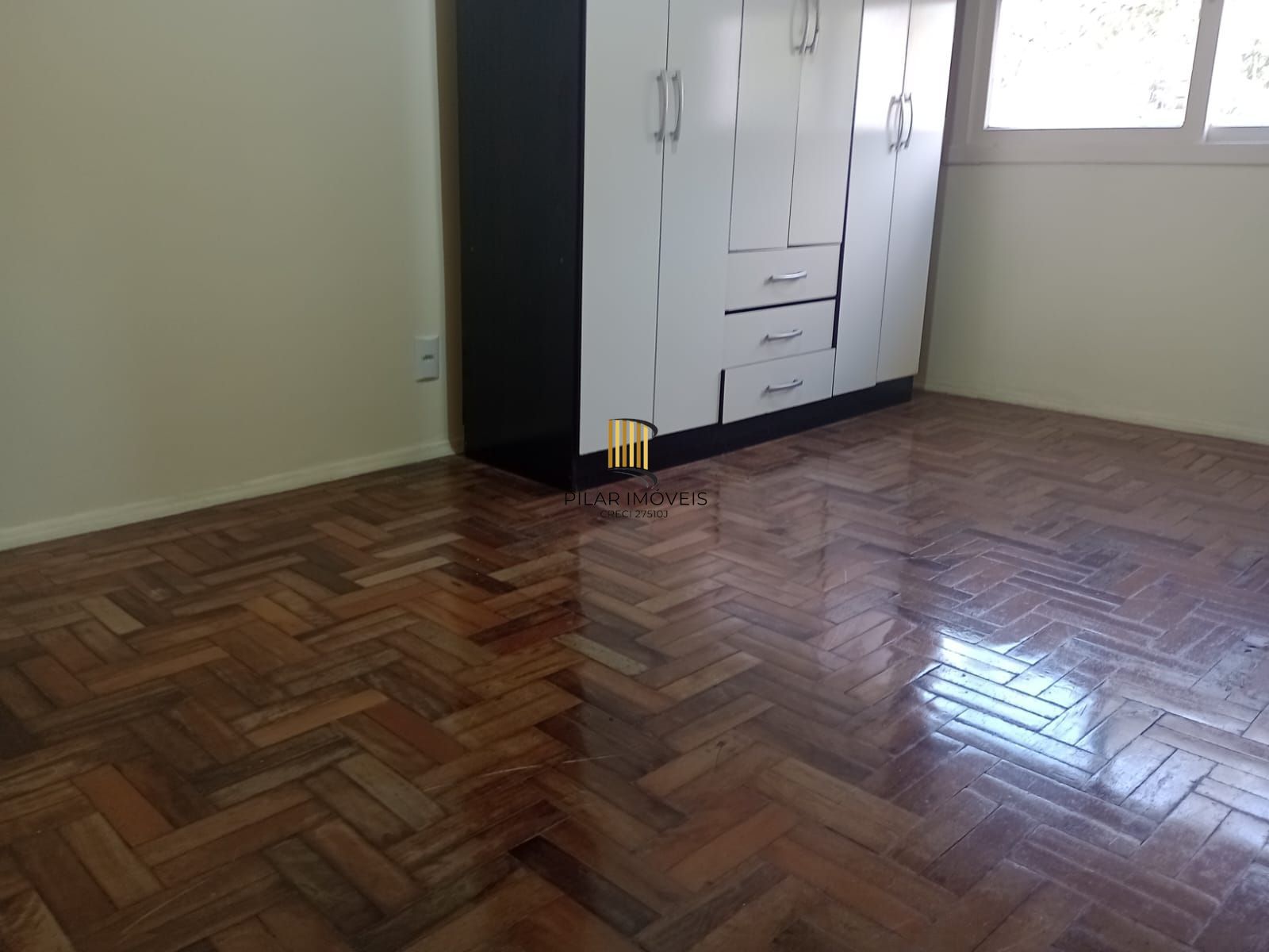 Apartamento 2 quartos com garagem  bairro Humaitá em Porto Alegre.