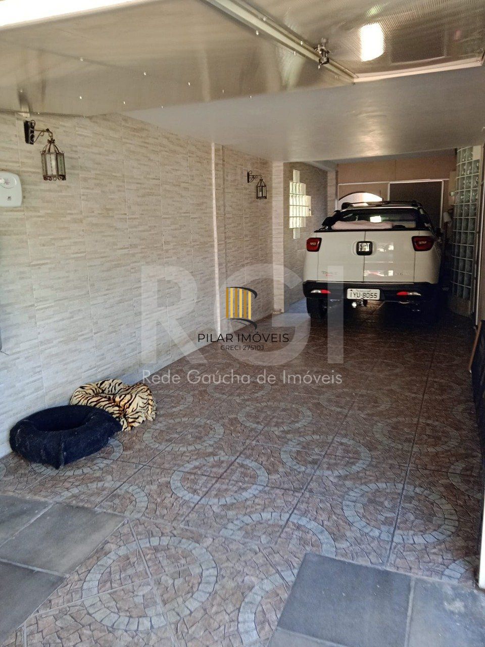 Casa para Venda - 750m², 6 dormitórios, sendo 3 suites, 4 vagas - Partenon