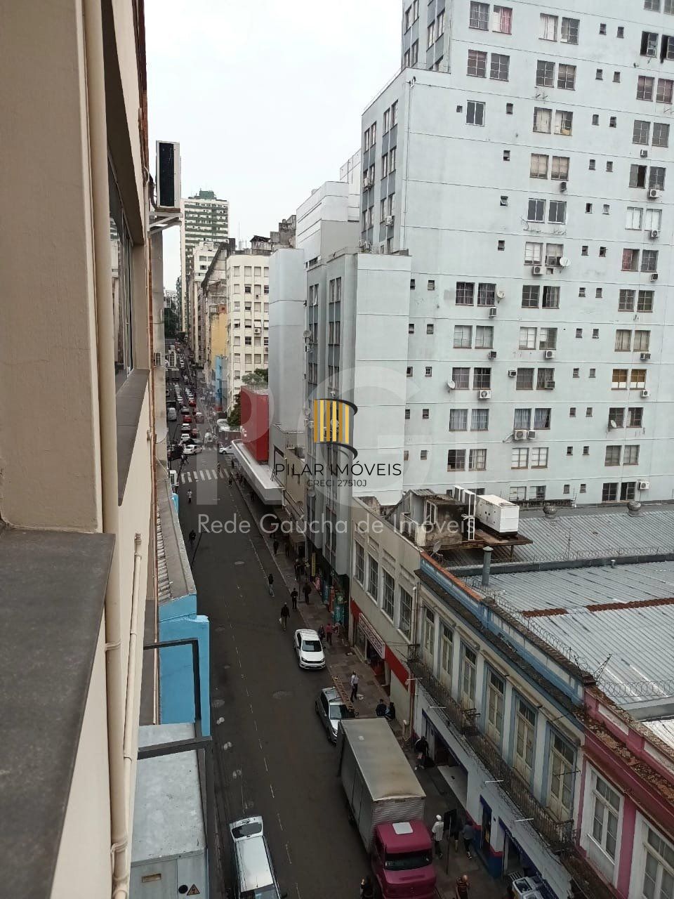 Conjunto/Sala para Venda - 85m², 0 dormitórios, Centro