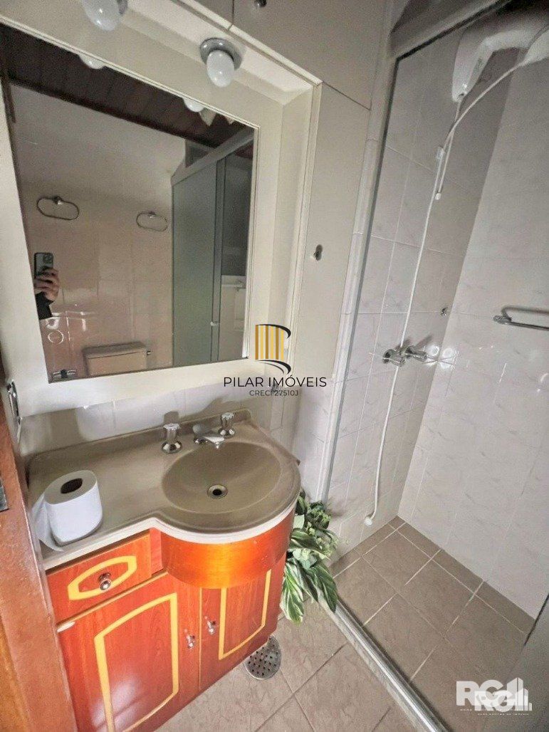 APARTAMENTO DE 1 DORMITÓRIO MOBILIADO A VENDA.