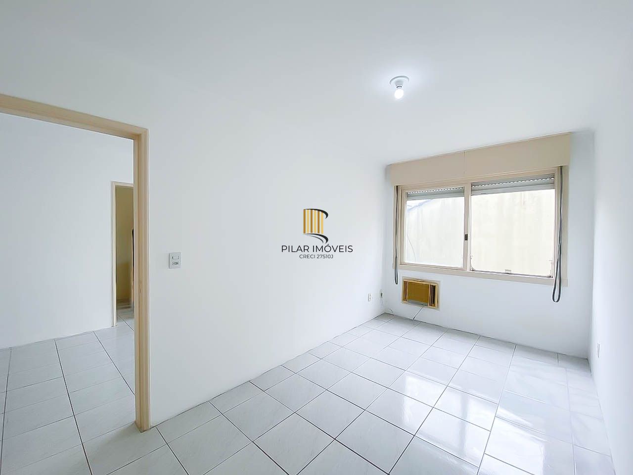 Apartamento 1 suíte com vaga no Menino Deus – Próximo à Av. Getúlio Vargas