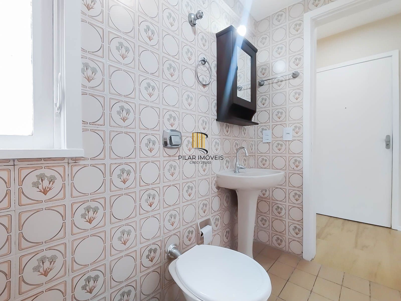 Apartamento Reformado na Rua da República – Ótima Vista e Iluminação Natural