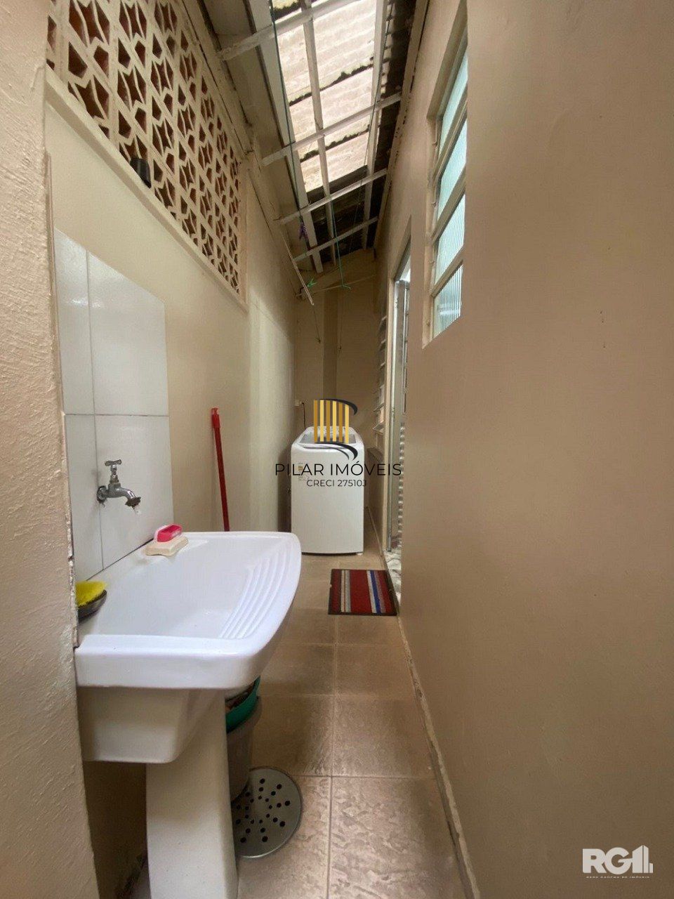 EEXCELENTE  APARTAMENTO DE 2 DORM TRANSFORMADO EM 3, CIDADE BAIXA. CÓD RP389820