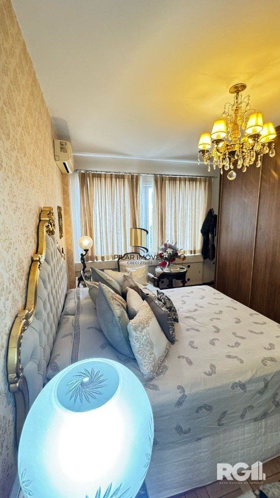 IMOVEL  A VENDA COM 142,30 M²  COM 3DORMITÓRIOS, ESQUINA VENANCIO AIRES