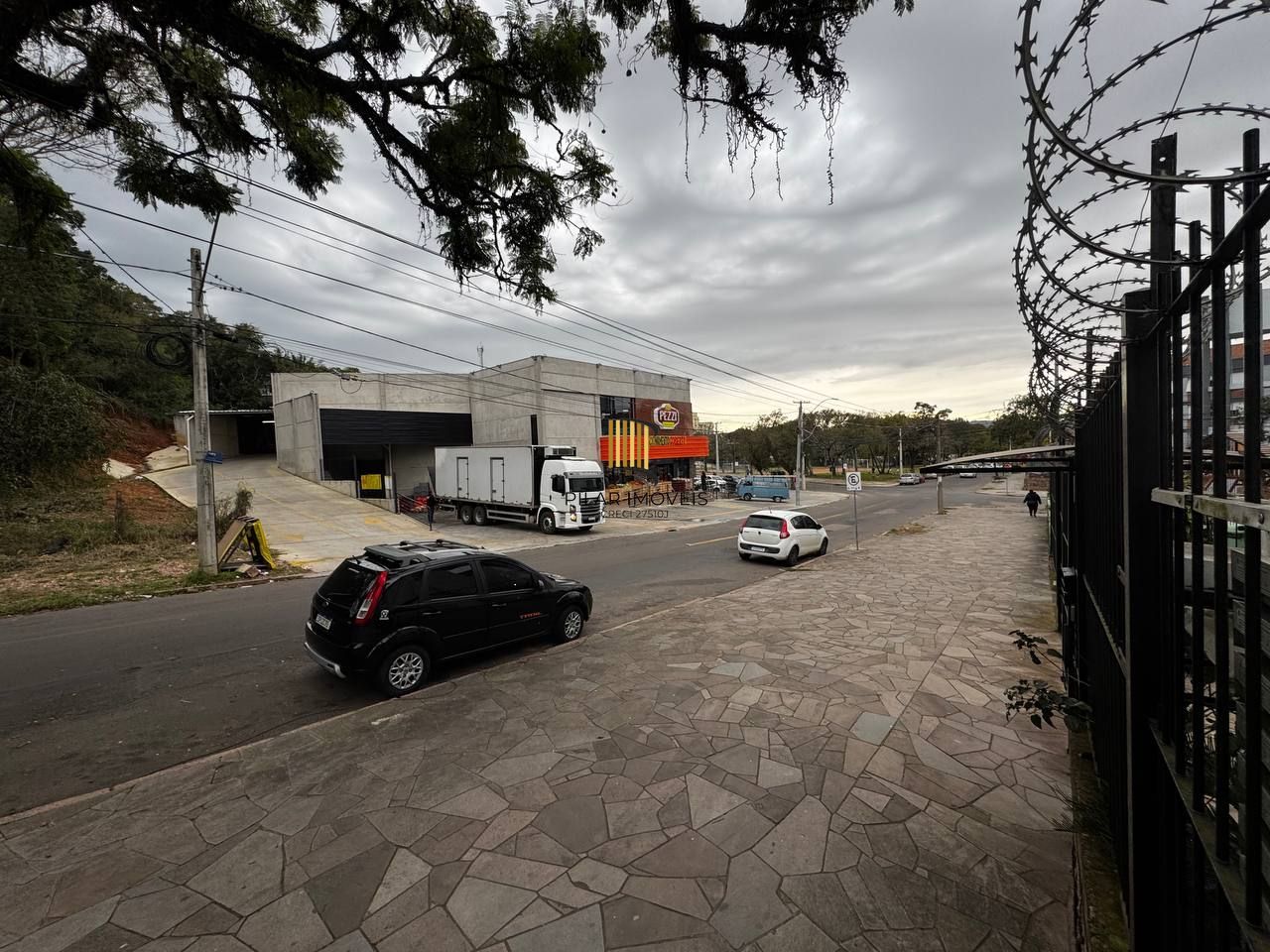 Apartamento de 2 Dormitórios de frente - Cristal Porto Alegre