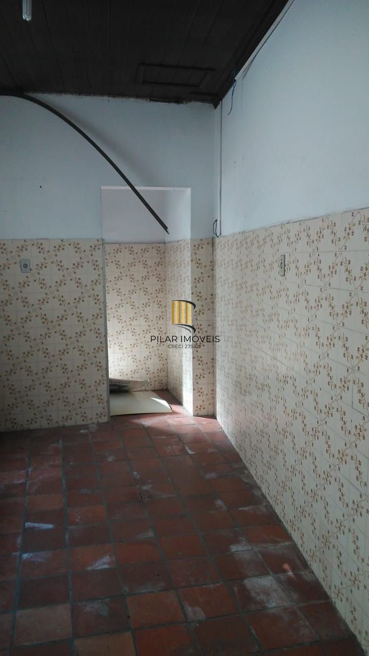 Casa para Venda - 100m², 3 dormitórios, Cidade Baixa