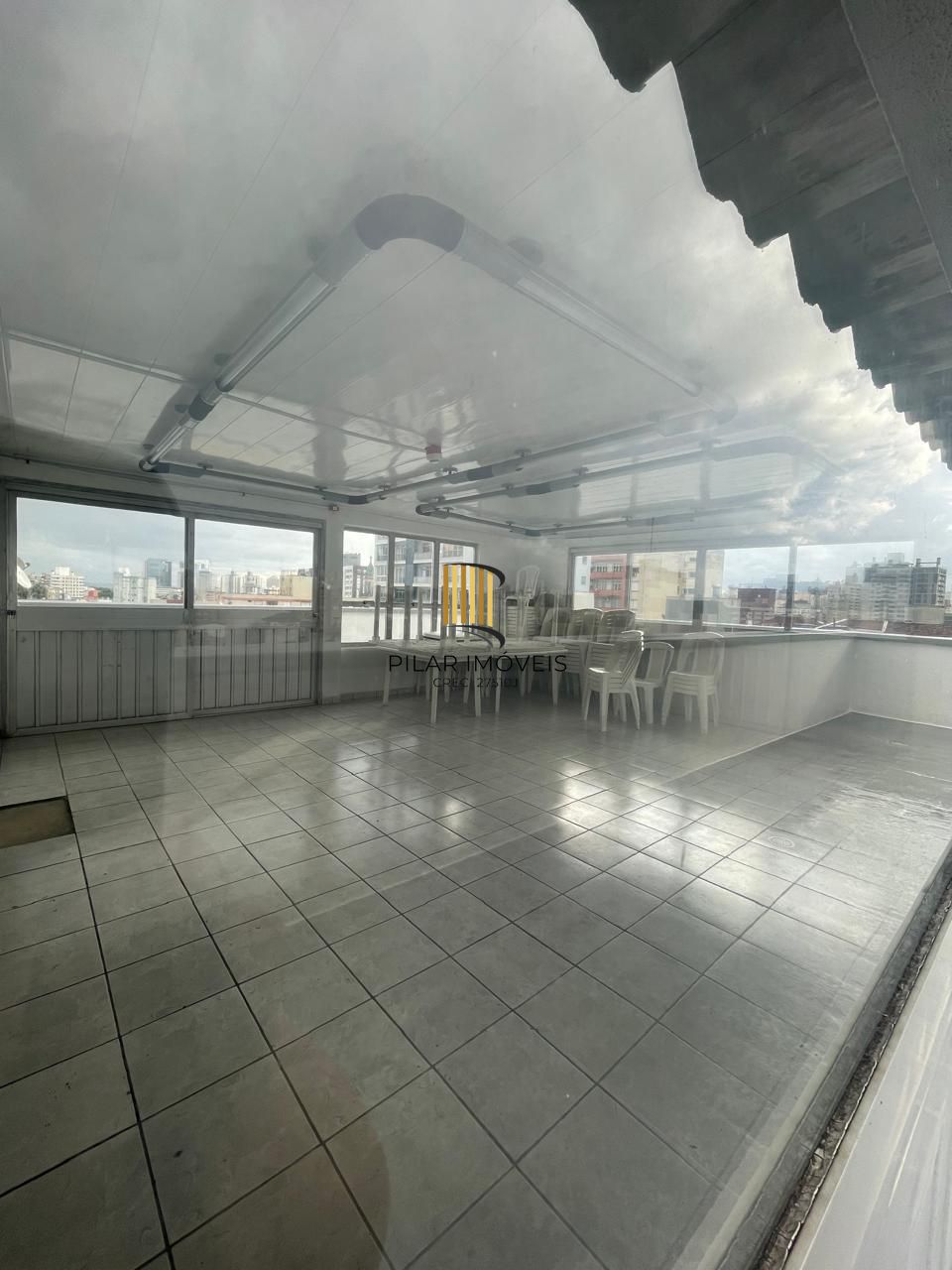 Amplo Apartamento 2 dormitórios com vaga!