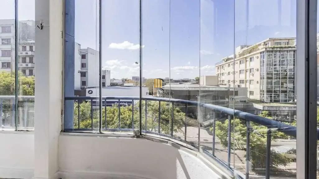 ✨ Apartamento 3 dormitórios à venda na Av. Cristóvão Colombo – Amplo, ensolarado e excelente localização! ✨