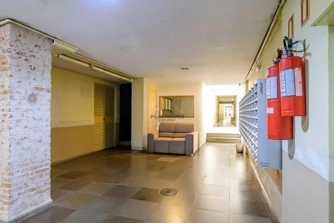 🏙️ Procurando um investimento com alto retorno? Este JK no Centro Histórico de Porto Alegre é perfeito para Airbnb! 🏡